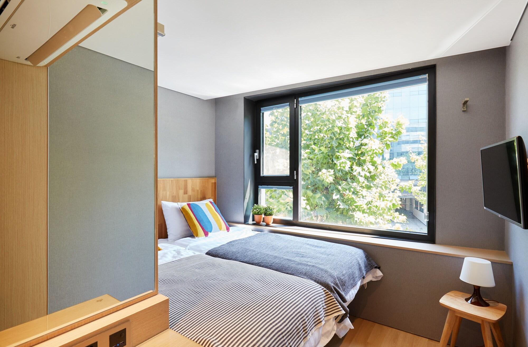 Hostel Cleo Seoul Hongdae Ngoại thất bức ảnh