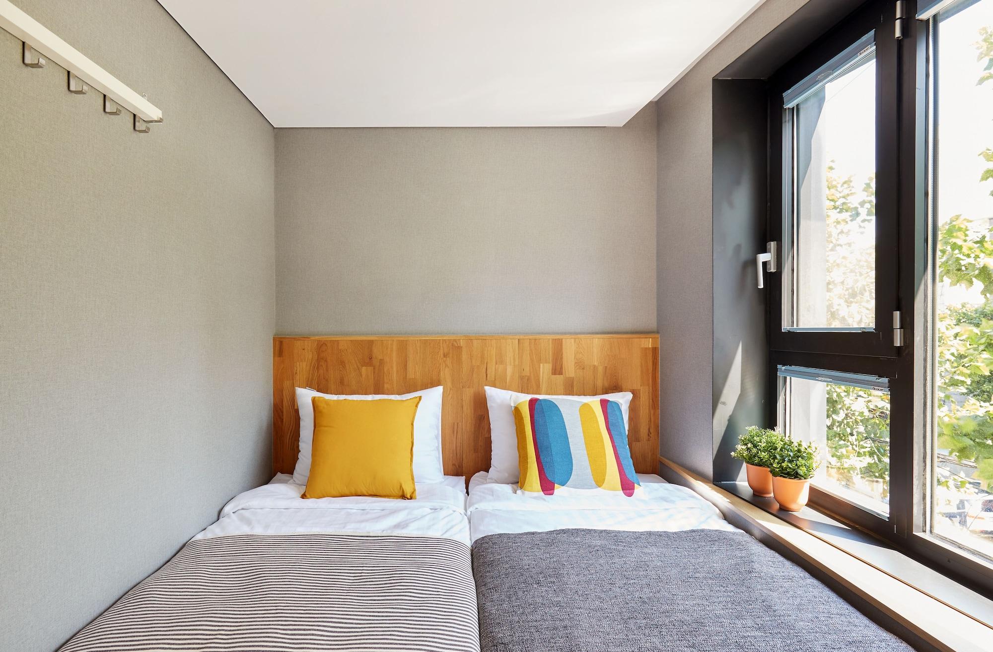 Hostel Cleo Seoul Hongdae Ngoại thất bức ảnh