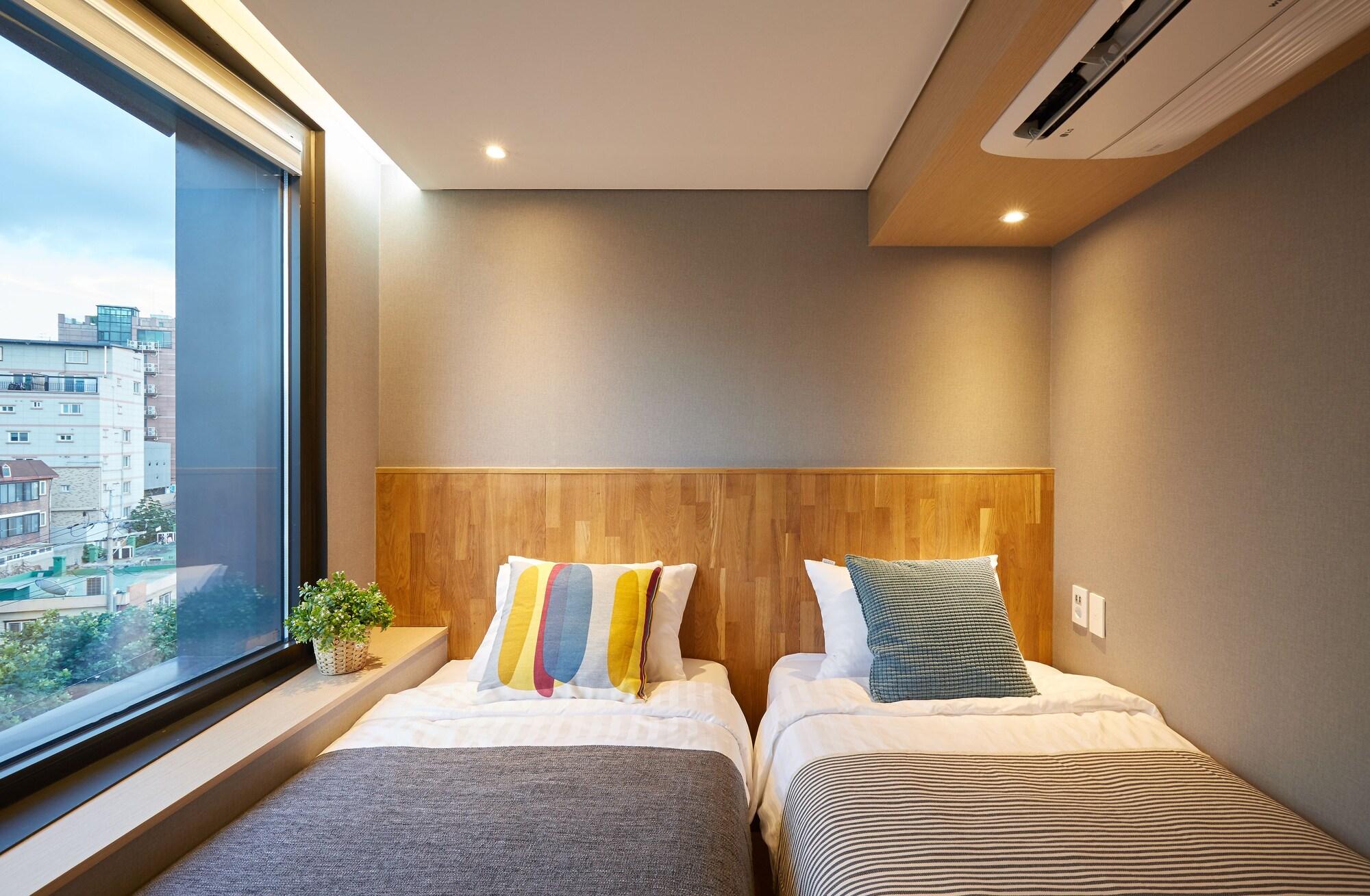 Hostel Cleo Seoul Hongdae Ngoại thất bức ảnh