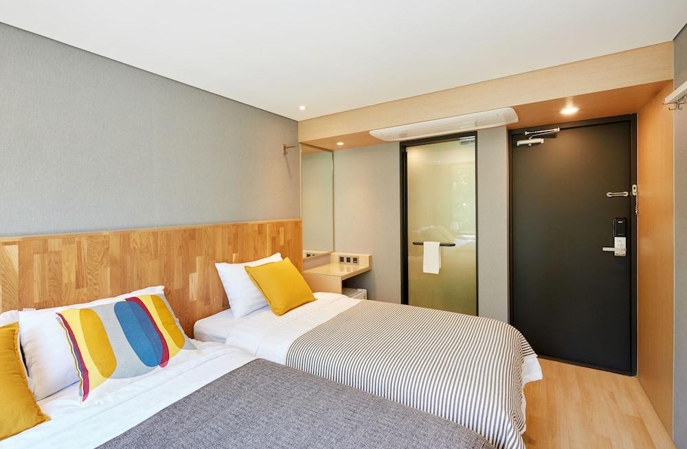 Hostel Cleo Seoul Hongdae Ngoại thất bức ảnh