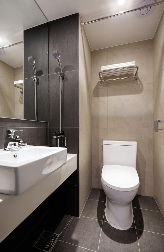 Hostel Cleo Seoul Hongdae Ngoại thất bức ảnh
